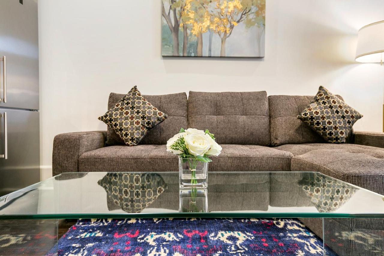 1 And 2 Bedroom Private Condos Steps Away From French Quarter New Orleans Bagian luar foto