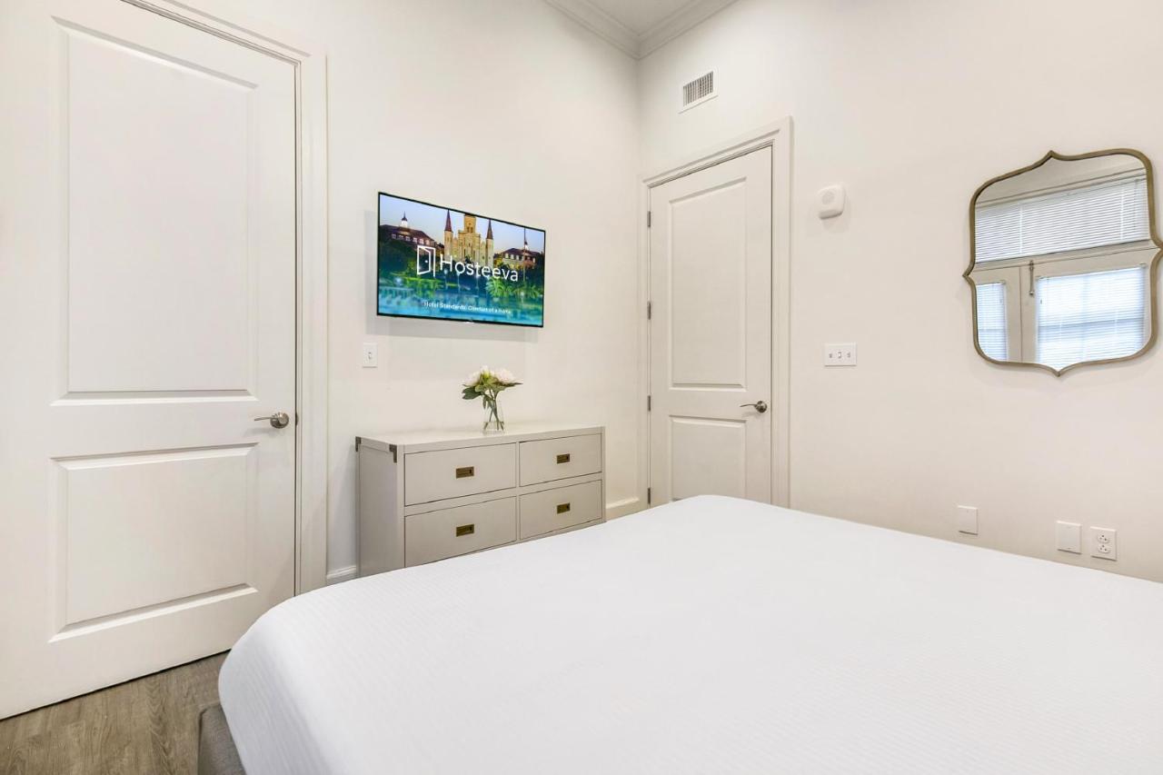 1 And 2 Bedroom Private Condos Steps Away From French Quarter New Orleans Bagian luar foto